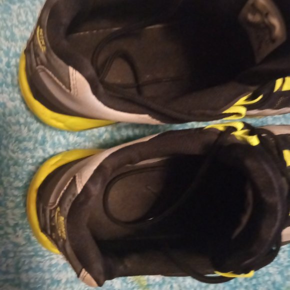 Men gently used Neon Green, Grey, & Black Air Max - Picture 6 of 6